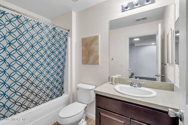 170 Coles Way, Lakewood, NJ 08701