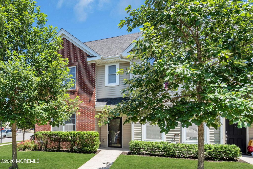 170 Coles Way, Lakewood, NJ 08701