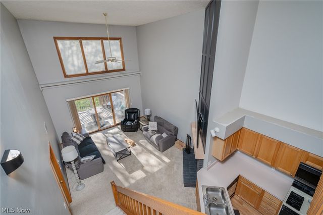 119 Ambleside Way, Amherst, OH 44001