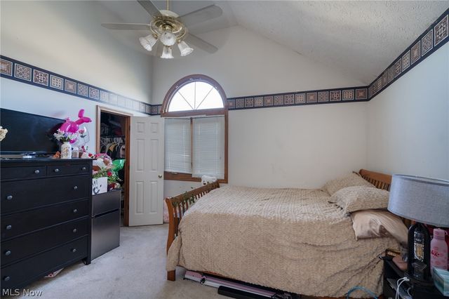 119 Ambleside Way, Amherst, OH 44001