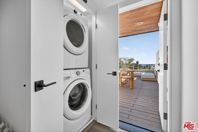 1249 N Formosa Avenue, West Hollywood, CA 90046