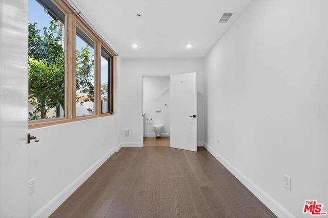 1249 N Formosa Avenue, West Hollywood, CA 90046