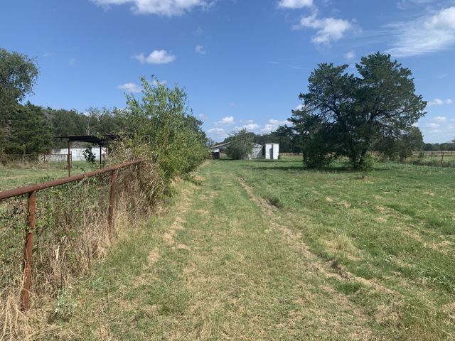2165 County Road 3304, Greenville, TX 75402