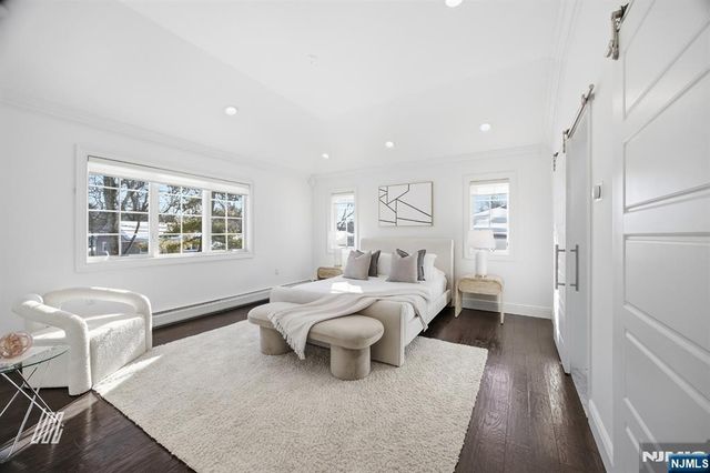 39 Drury Lane, Demarest, NJ 07627