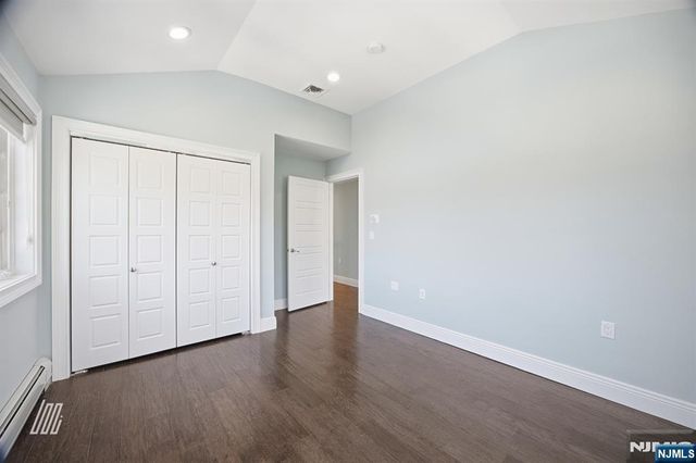 39 Drury Lane, Demarest, NJ 07627