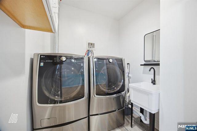 39 Drury Lane, Demarest, NJ 07627