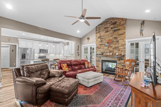 687 Tiger Paw Rd., Loris, SC 29569