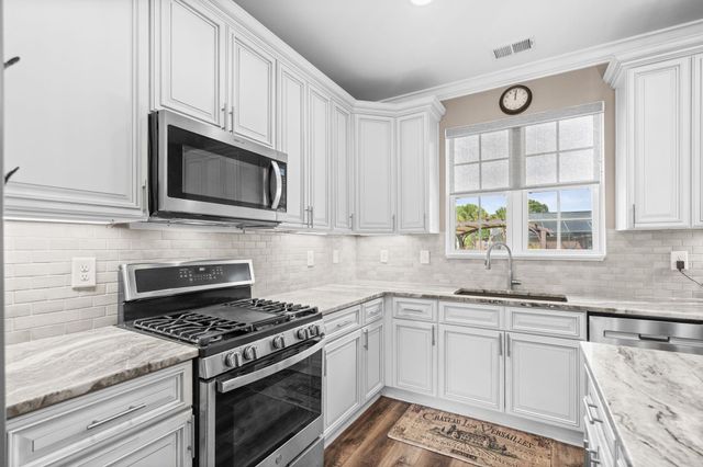 687 Tiger Paw Rd., Loris, SC 29569