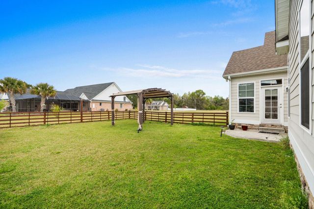 687 Tiger Paw Rd., Loris, SC 29569