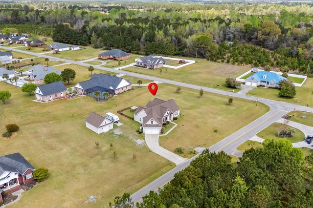 687 Tiger Paw Rd., Loris, SC 29569