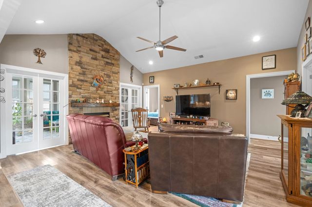 687 Tiger Paw Rd., Loris, SC 29569