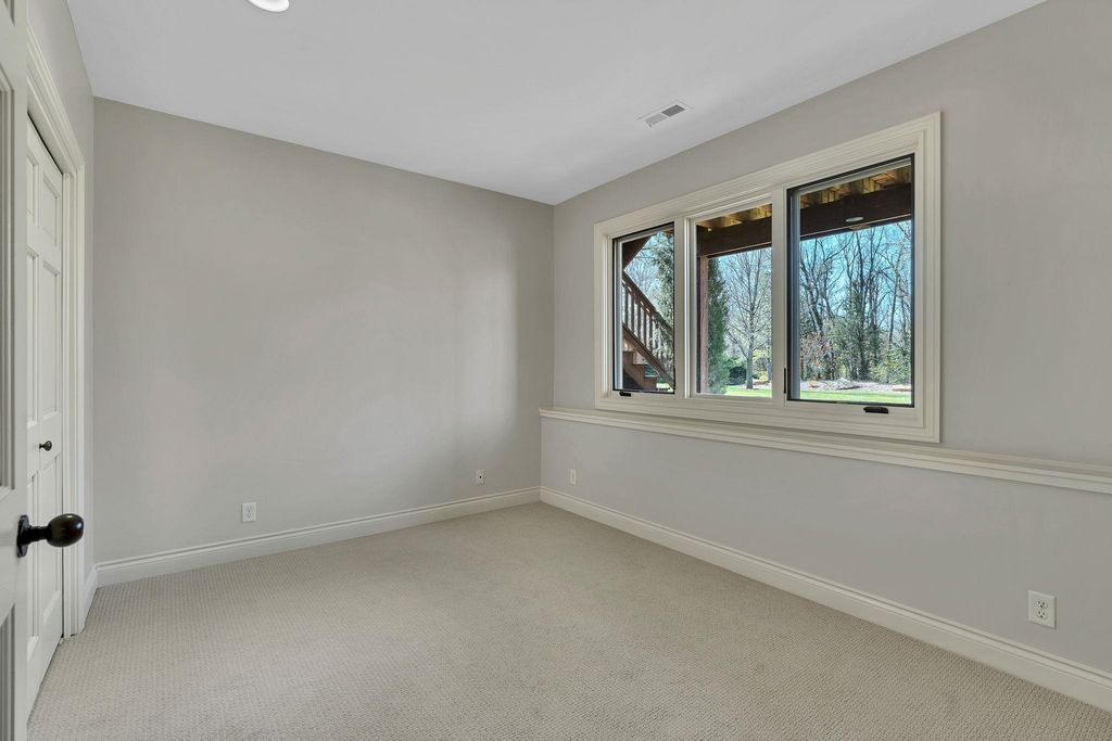 3 N Stagecoach Ct