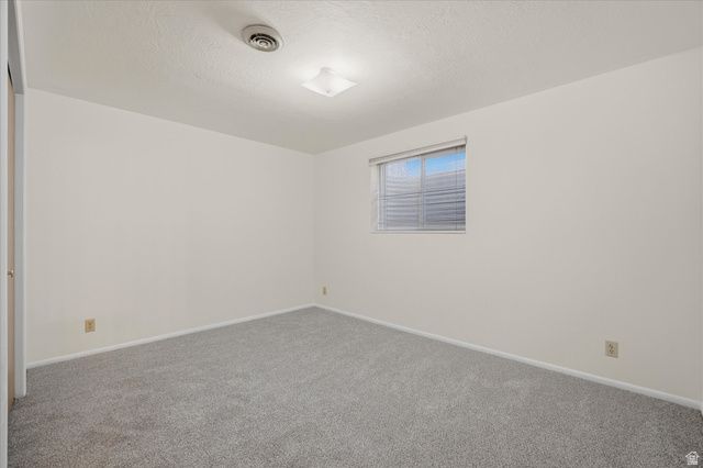 392 E PERRINE DR, Midvale, UT 84047