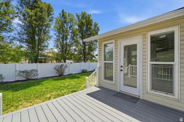 392 E PERRINE DR, Midvale, UT 84047