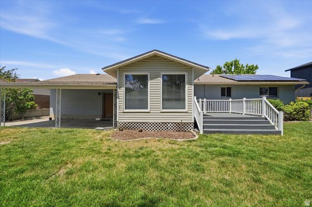 392 E PERRINE DR, Midvale, UT 84047