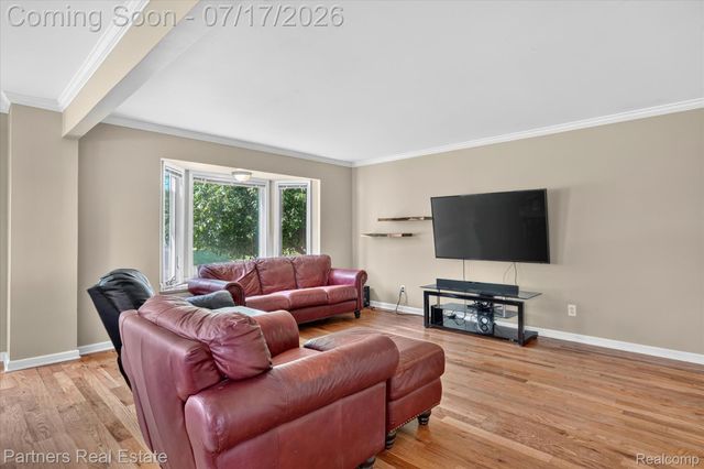 9145 Apple Orchard Drive, Tyrone Township, MI 48430