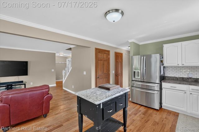 9145 Apple Orchard Drive, Tyrone Township, MI 48430