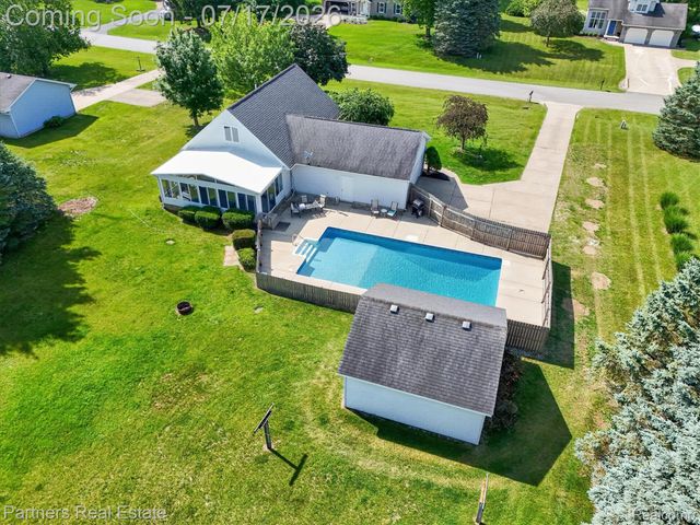 9145 Apple Orchard Drive, Tyrone Township, MI 48430