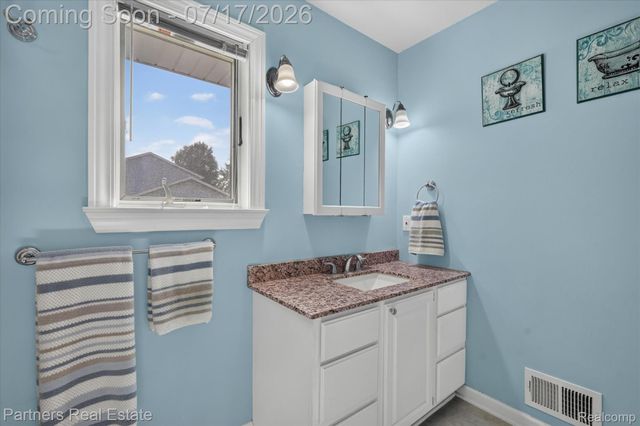9145 Apple Orchard Drive, Tyrone Township, MI 48430