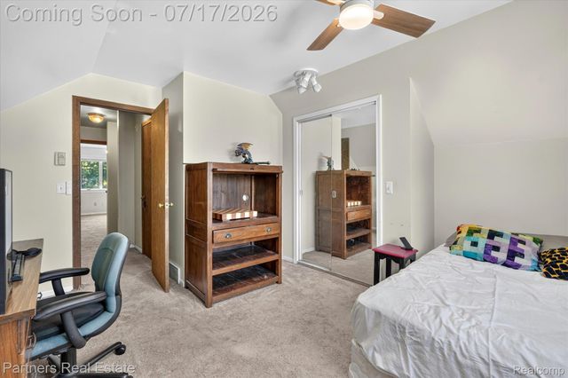 9145 Apple Orchard Drive, Tyrone Township, MI 48430