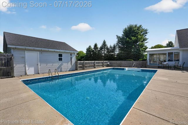 9145 Apple Orchard Drive, Tyrone Township, MI 48430
