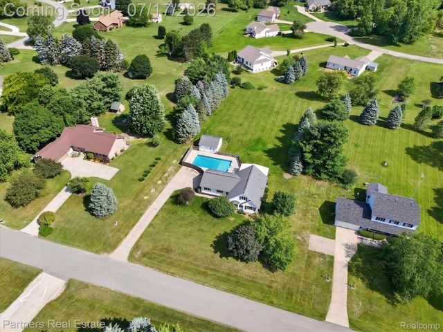 9145 Apple Orchard Drive, Tyrone Township, MI 48430