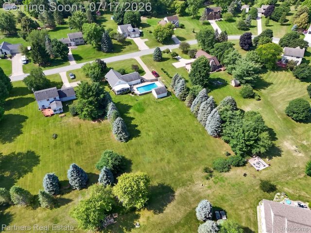 9145 Apple Orchard Drive, Tyrone Township, MI 48430