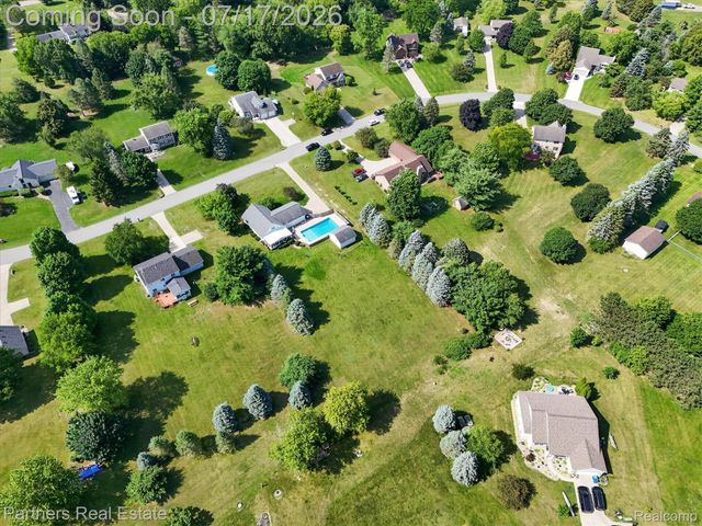 9145 Apple Orchard Drive, Tyrone Township, MI 48430