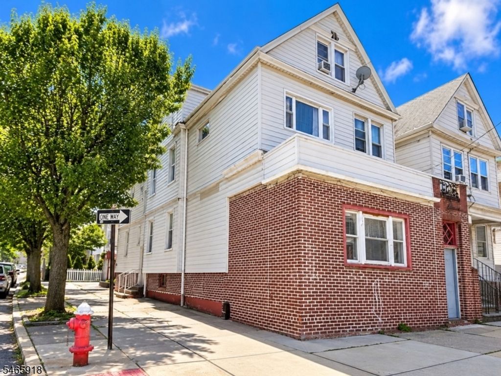290 Avenue A, Bayonne City, NJ 07002 — exterior