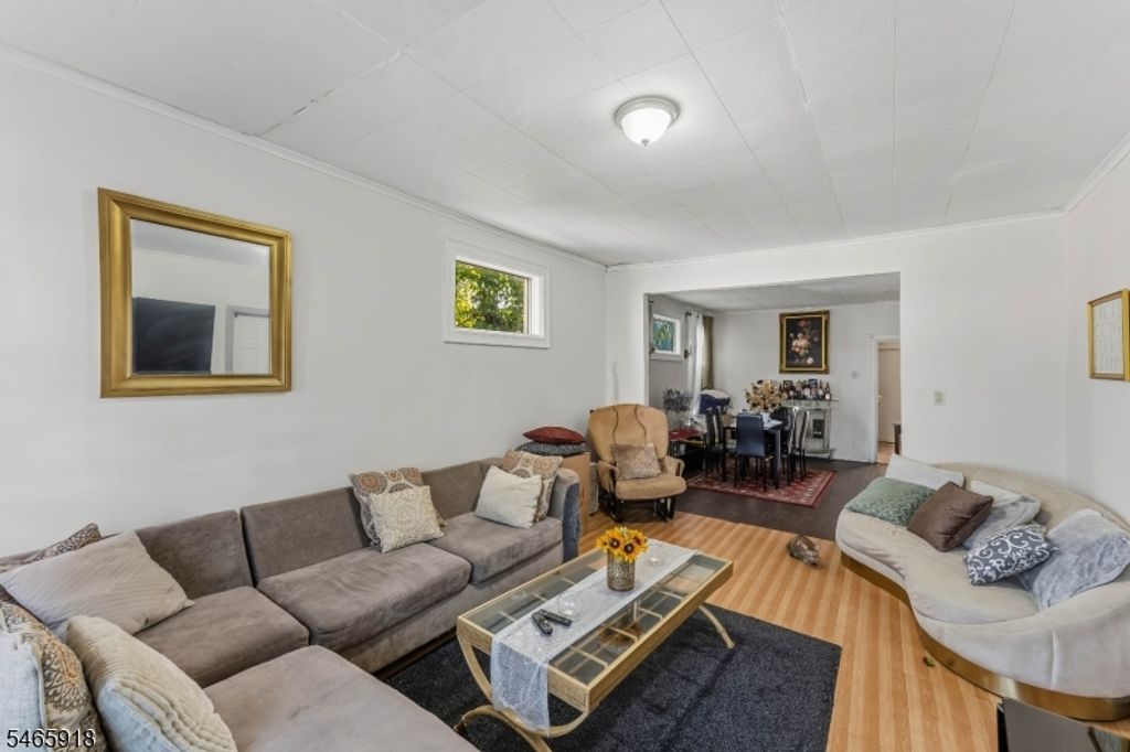 290 Avenue A, Bayonne City, NJ 07002 — photo 4