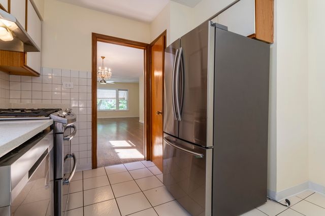5355 N Central Avenue 2, Chicago, IL 60630