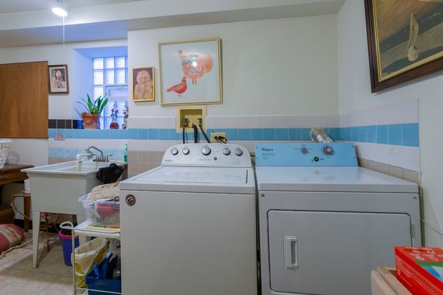 5355 N Central Avenue 2, Chicago, IL 60630