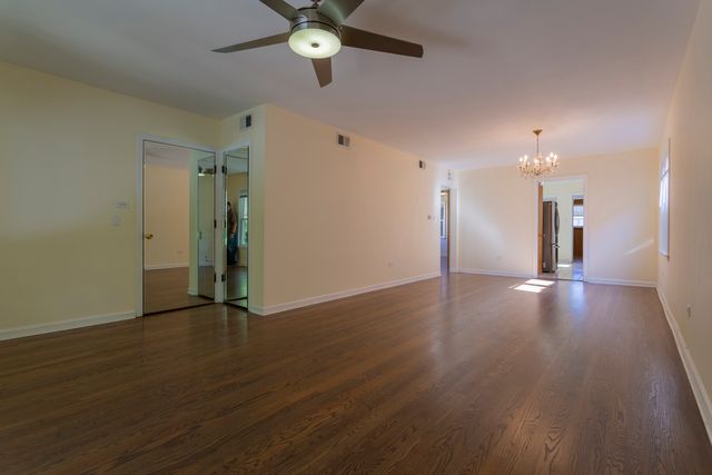 5355 N Central Avenue 2, Chicago, IL 60630