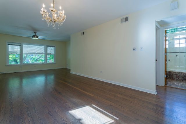 5355 N Central Avenue 2, Chicago, IL 60630