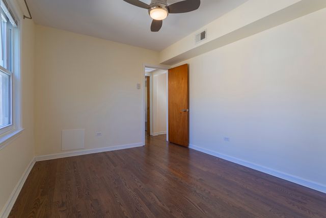 5355 N Central Avenue 2, Chicago, IL 60630