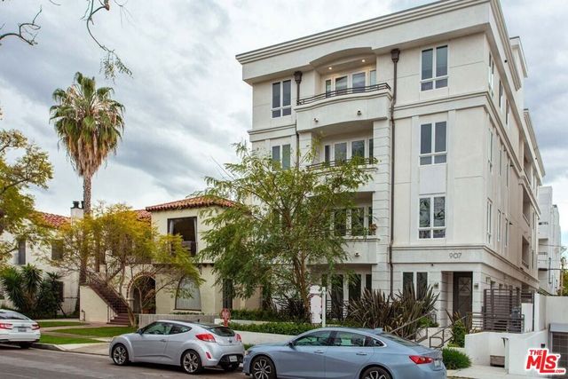 907 S Shenandoah Street 302, Los Angeles, CA 90035