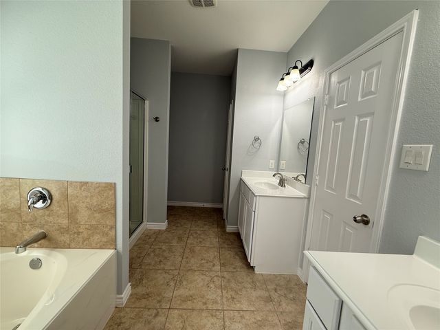 5667 Mountain Hollow Drive, Dallas, TX 75249