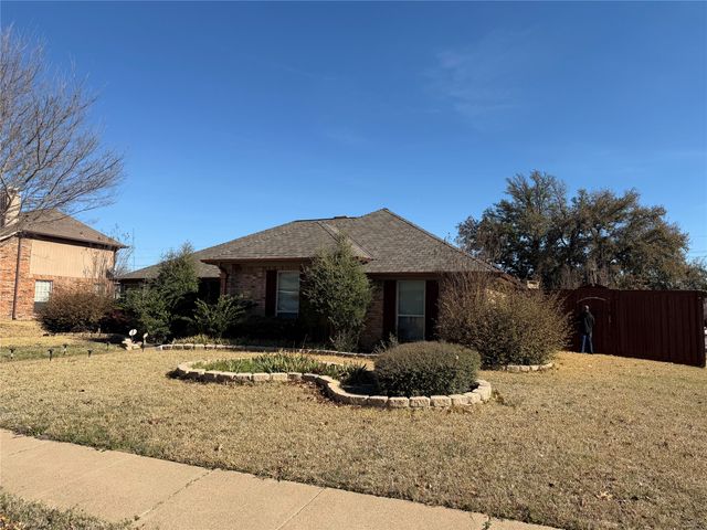 2702 Grasmere Street, Garland, TX 75040