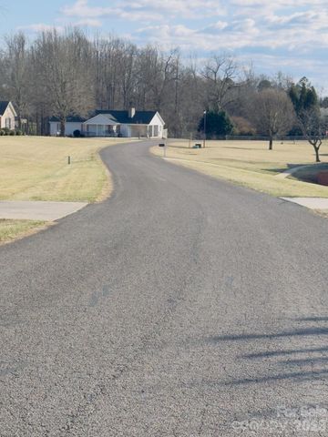 112 Wind Terrace Court, Lexington, NC 27295