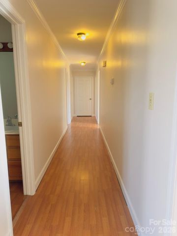 112 Wind Terrace Court, Lexington, NC 27295