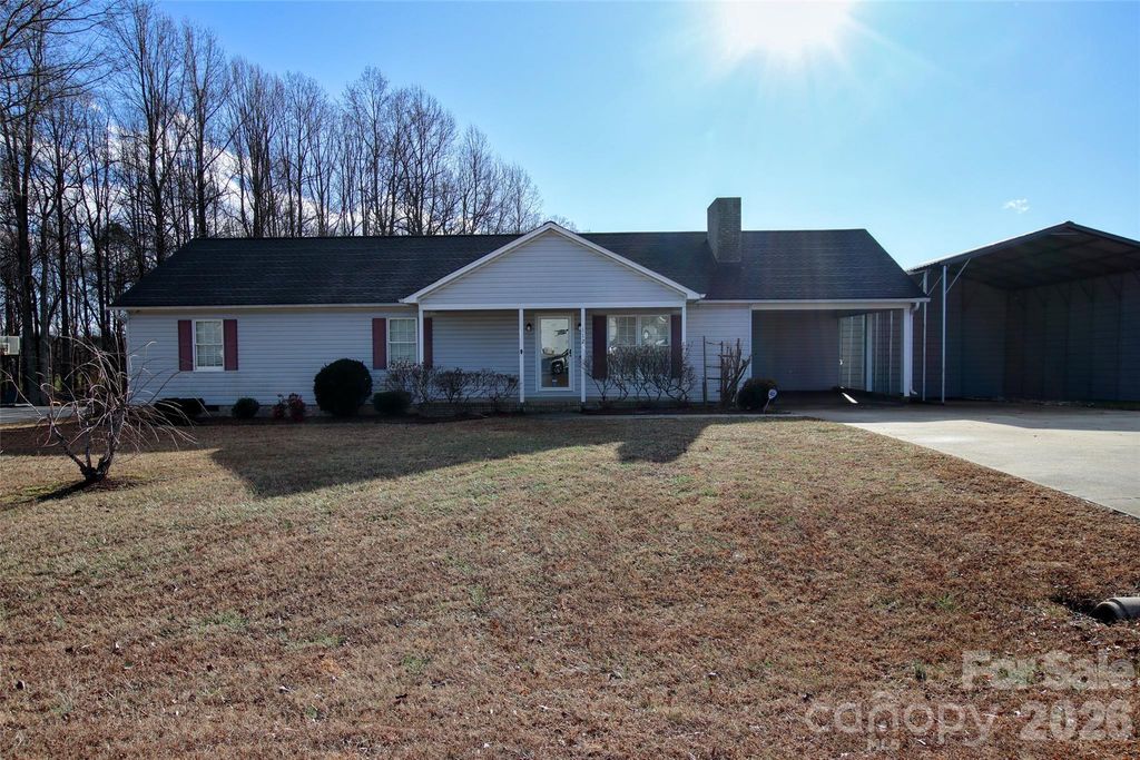 112 Wind Terrace Court, Lexington, NC 27295