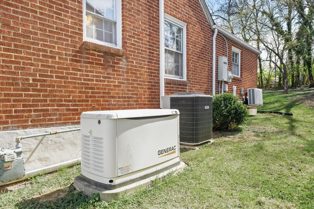 2650 Laburnum AVE, Roanoke, VA 24015