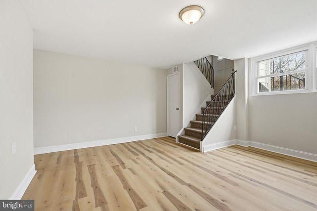 11 OAKMONT DR, New Castle, DE 19720