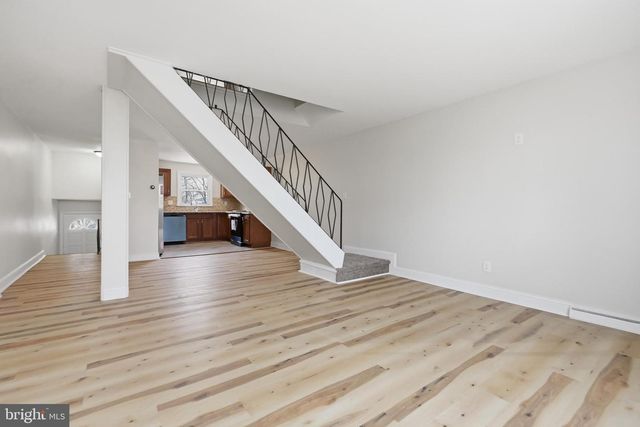 11 OAKMONT DR, New Castle, DE 19720