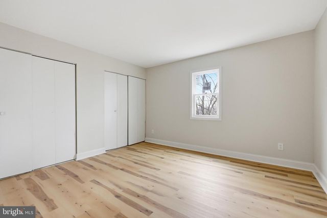 11 OAKMONT DR, New Castle, DE 19720