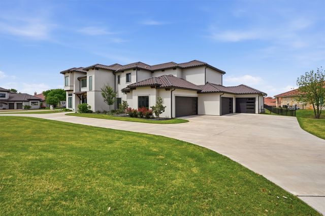 1611 Monterey Bay Court, Granbury, TX 76048
