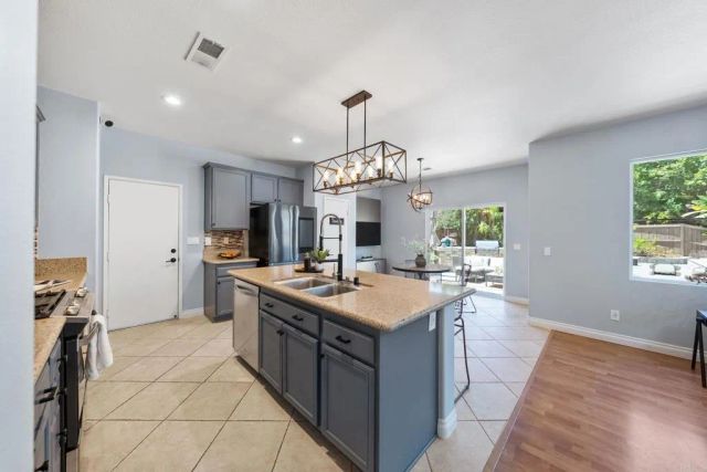 555 Toota Court, Oceanside, CA 92058