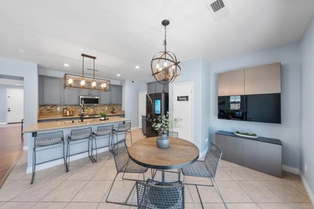 555 Toota Court, Oceanside, CA 92058