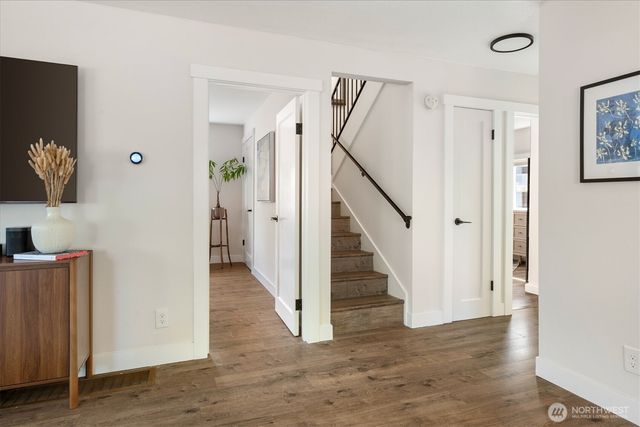 8709 14th Avenue NW, Seattle, WA 98117
