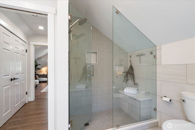 8709 14th Avenue NW, Seattle, WA 98117